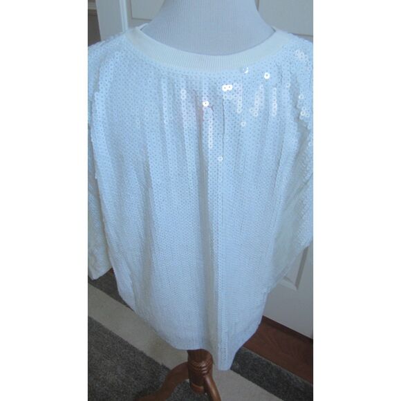 NWT So festive simply Southern Sequined Nutcracker Oversized Top Size Medium - Picture 4 of 5